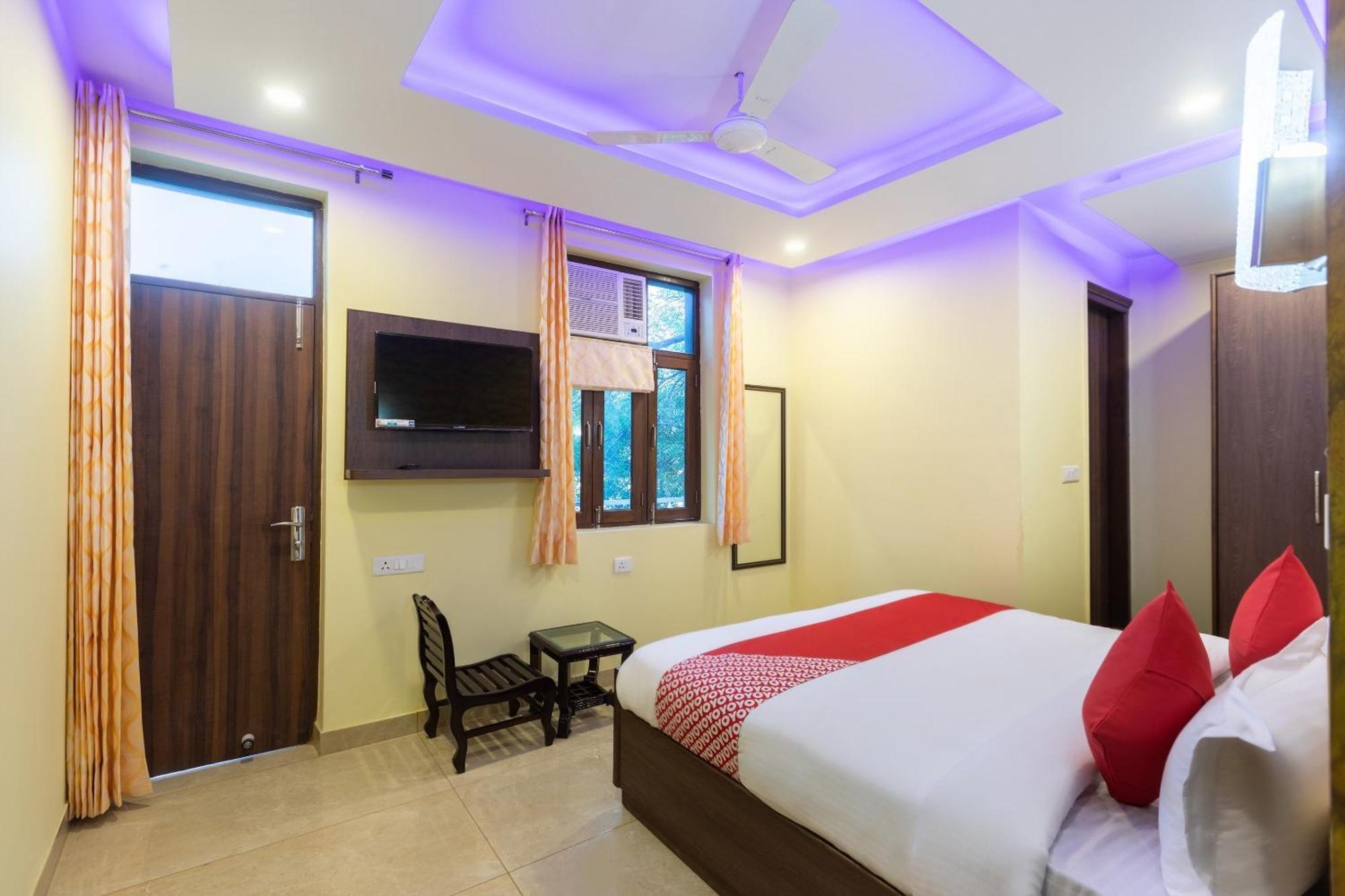Super Oyo Hotel O Red Stone Inn New Delhi Extérieur photo