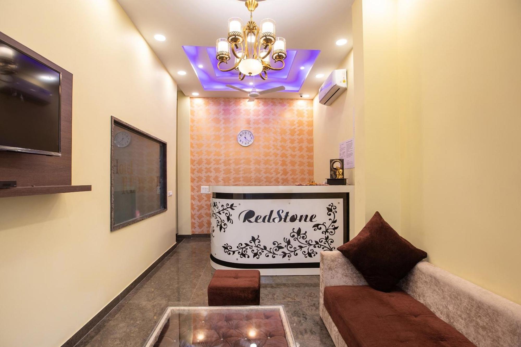 Super Oyo Hotel O Red Stone Inn New Delhi Extérieur photo